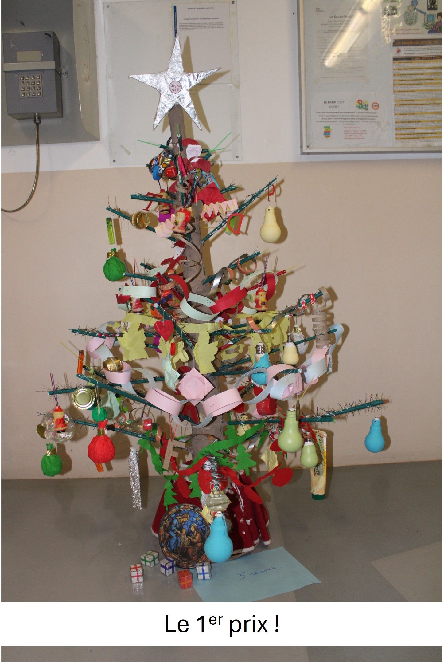 Arbre de Noël 1er Prix Toulon 2024.jpg