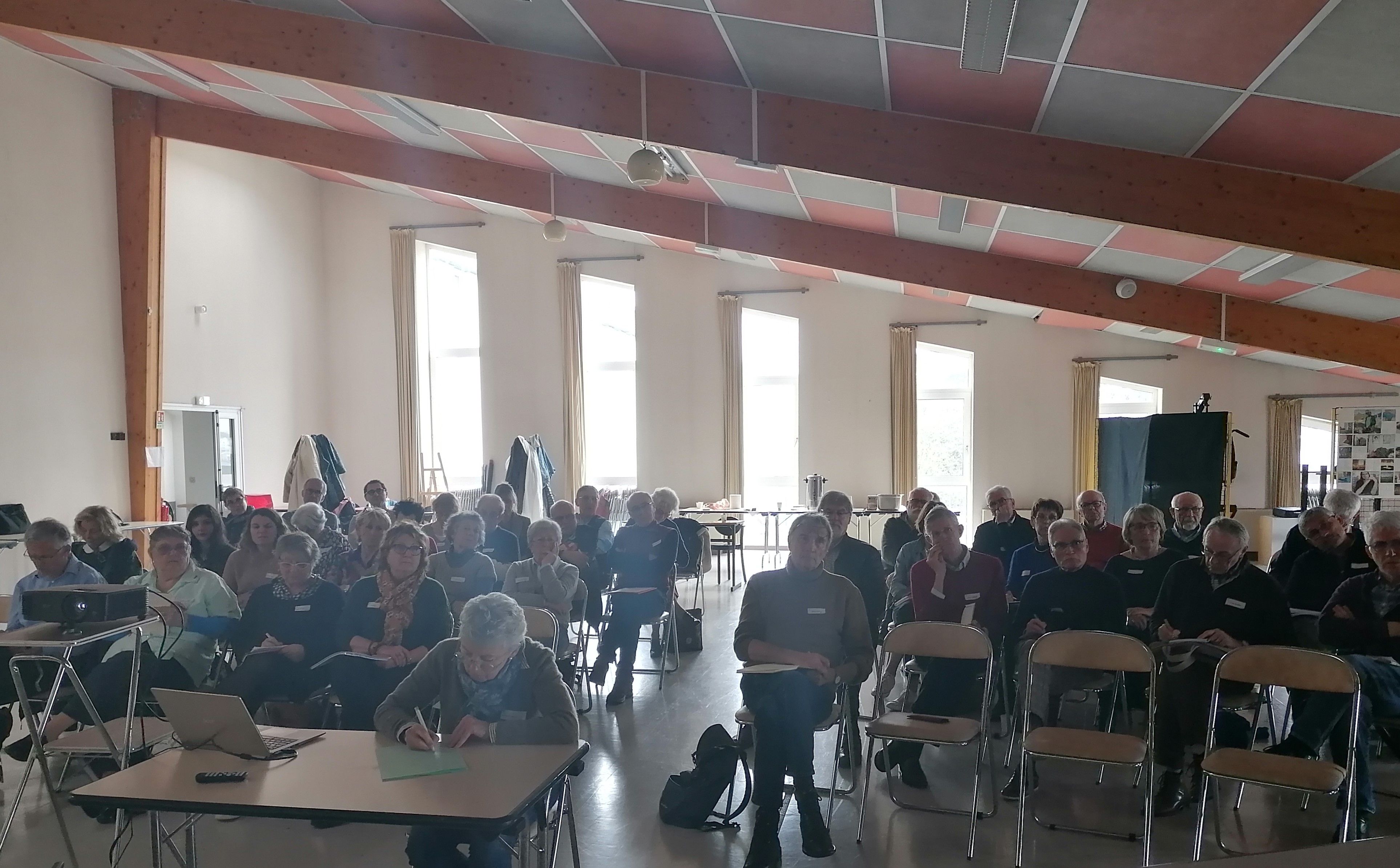 Laval assemblée.jpg